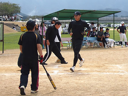 第48回事業所対抗ソフトボール大会05.jpg