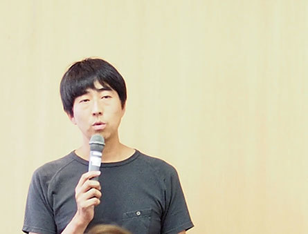 藤本智士　講演.jpg