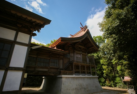 東植田八幡神社