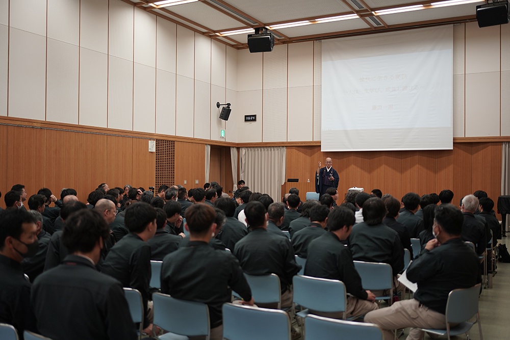 菅組 全社会ご講演レポート 藤田一照(曹洞宗僧侶)
