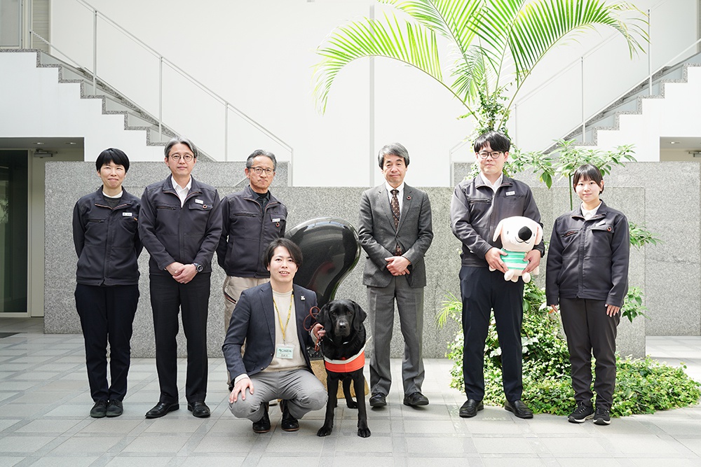 盲導犬が再び菅組へ。人を支える“もう一つの仕事”を知る時間