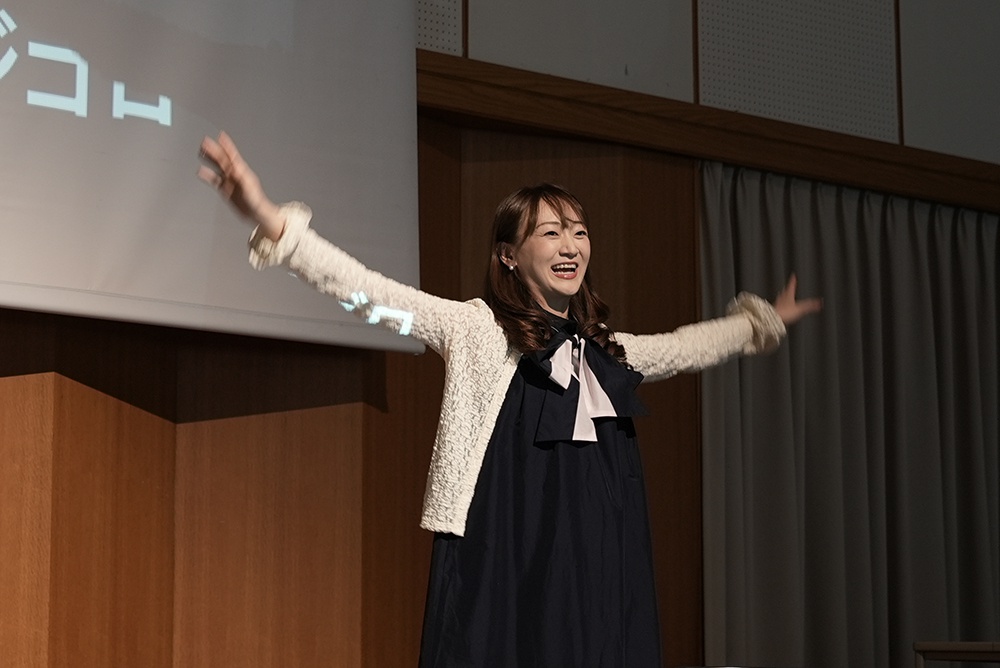 【全社会レポート】元宝塚歌劇団 月組副組長・白雪さち花氏を迎えて｜全社会「挑戦を続けるトップランナー」開催！